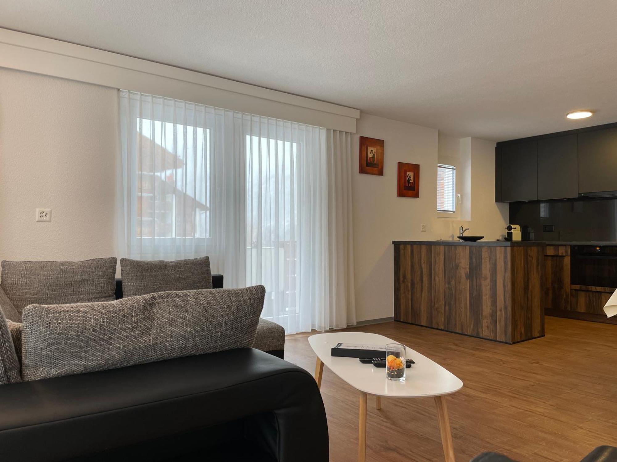 Saaserhof Apartments Phòng bức ảnh