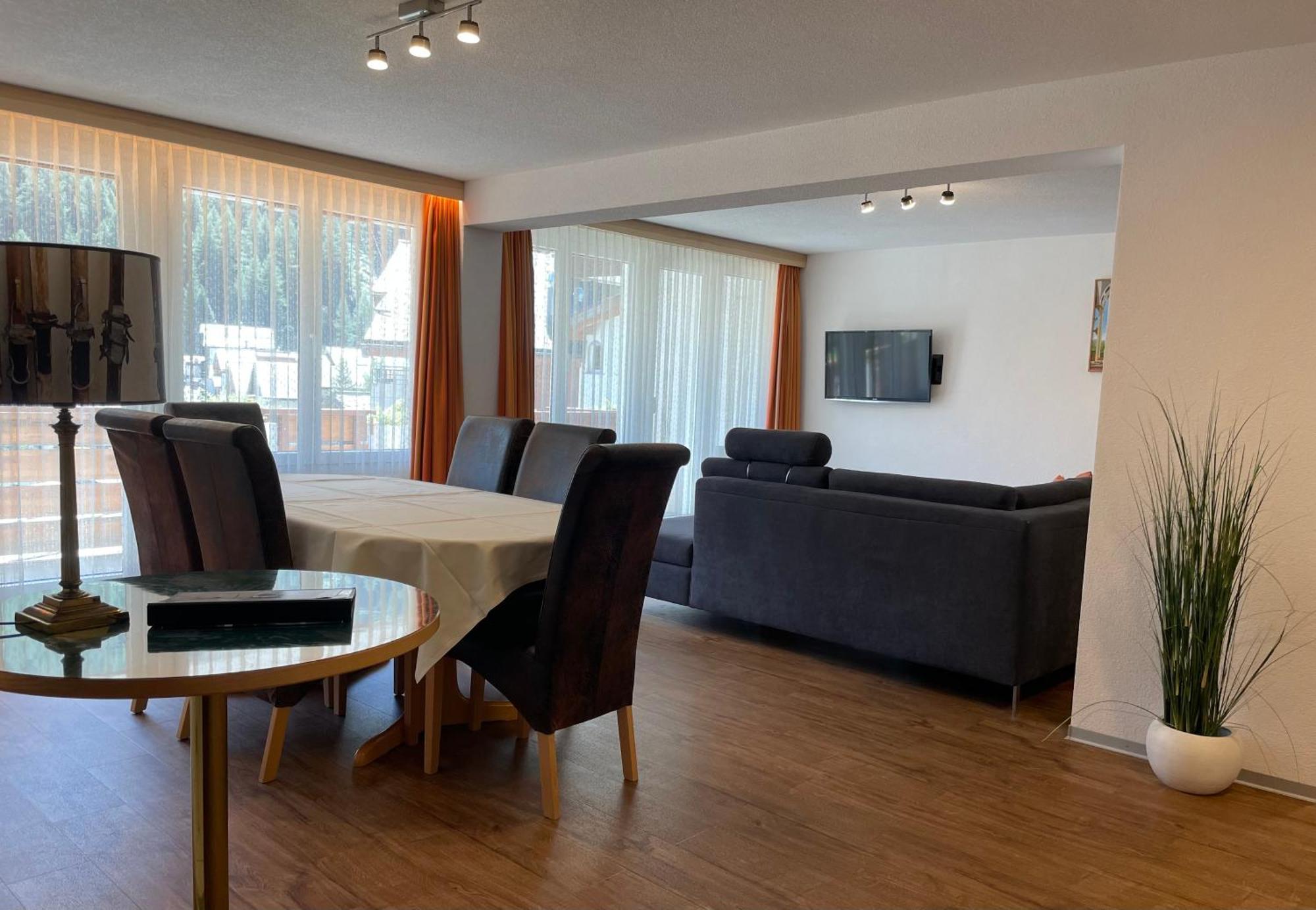 Saaserhof Apartments Ngoại thất bức ảnh